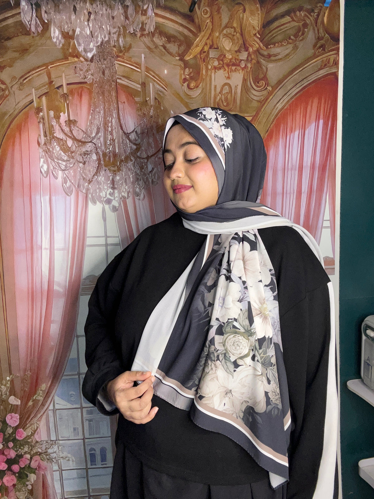 Turkish 3D Floral Print Hijab | Imported Printed Hijab – Sahbibaah Studio